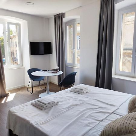Nik Studio Apartments Πούλα Εξωτερικό φωτογραφία